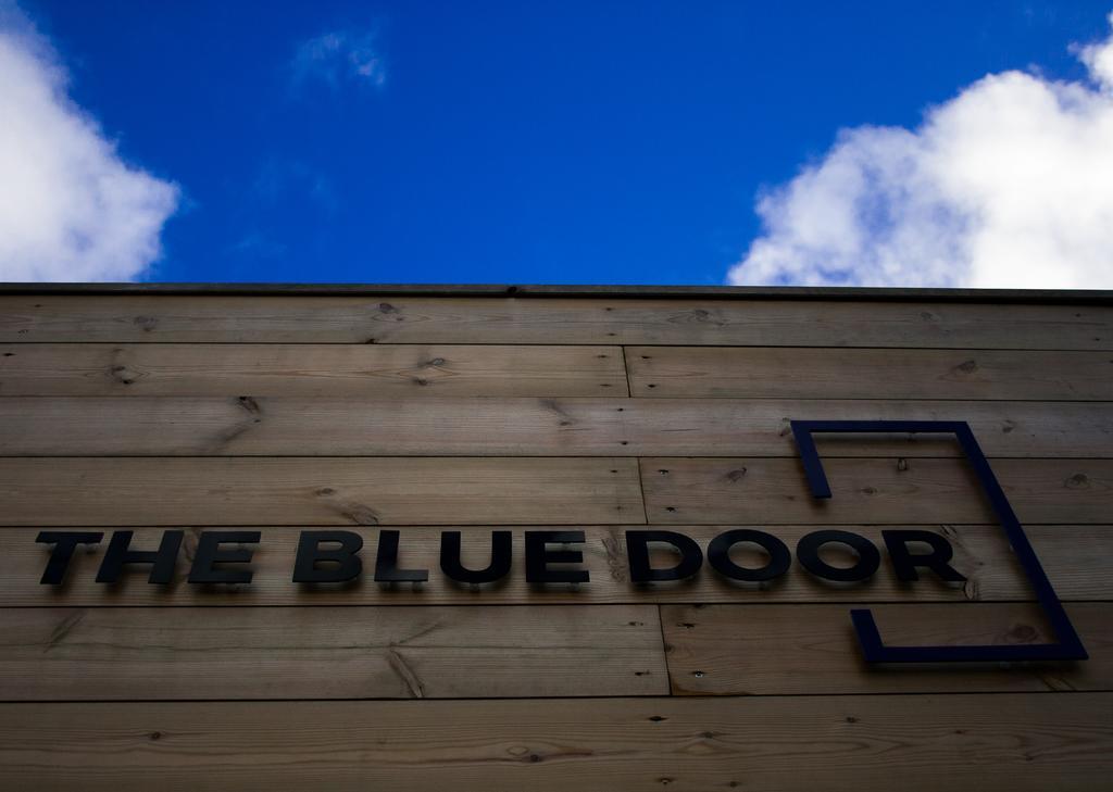 Bed and Breakfast The Blue Door New Quay Zewnętrze zdjęcie