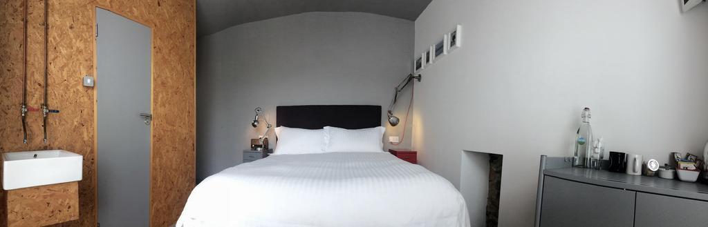 Bed and Breakfast The Blue Door New Quay Zewnętrze zdjęcie