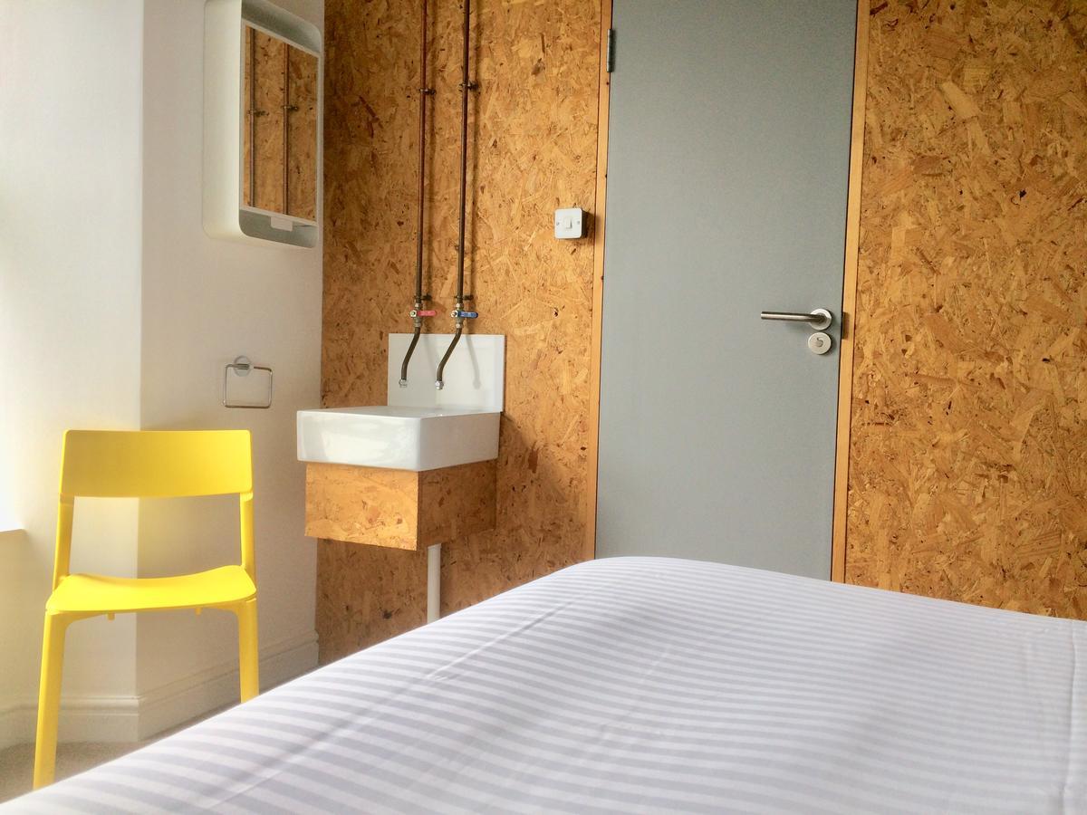 Bed and Breakfast The Blue Door New Quay Zewnętrze zdjęcie